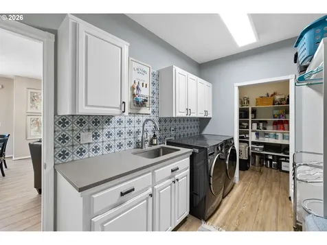 13709 NE 47th Avenue Vancouver WA 98686