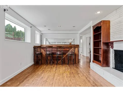 14345 NE Knott Street Portland OR 97230