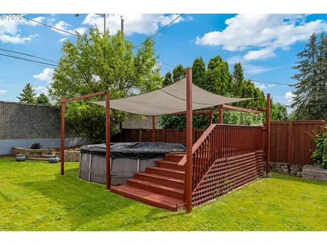 14345 NE Knott Street Portland OR 97230