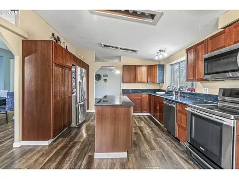 101 Robinson Road Woodland WA 98674