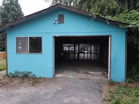 101 Robinson Road Woodland WA 98674