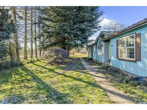 101 Robinson Road Woodland WA 98674