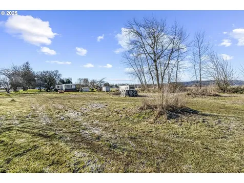 101 Robinson Road Woodland WA 98674