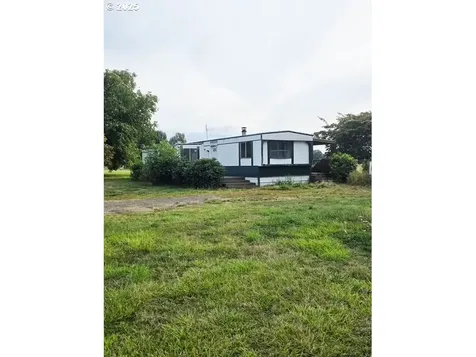 101 Robinson Road Woodland WA 98674