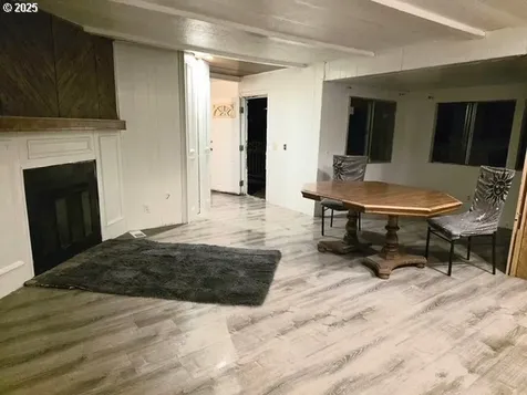 101 Robinson Road Woodland WA 98674