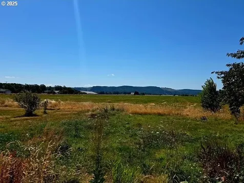 101 Robinson Road Woodland WA 98674