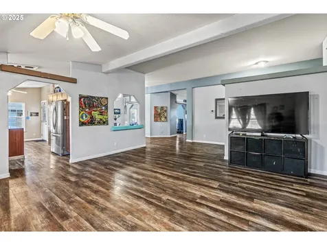 101 Robinson Road Woodland WA 98674