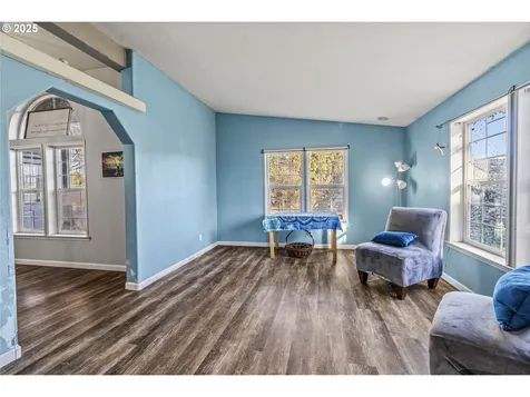101 Robinson Road Woodland WA 98674