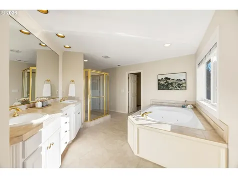 12490 NW Waker Drive Portland OR 97229