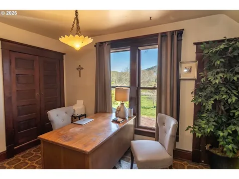 500 Winston Section Road Winston OR 97496
