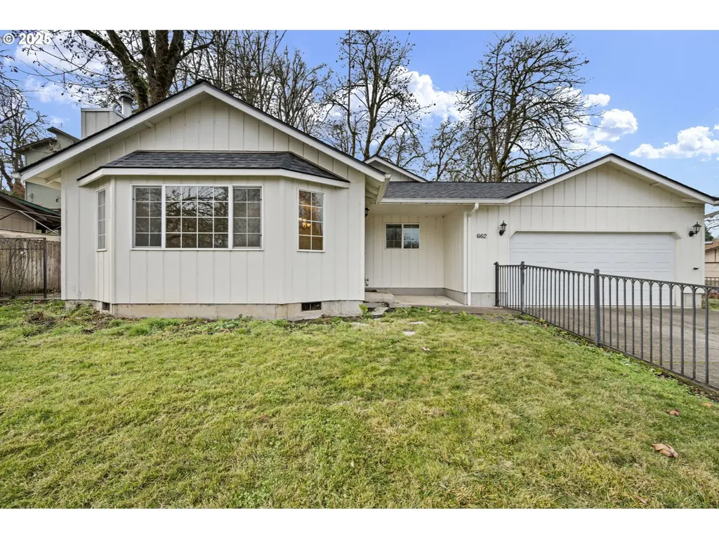 662 S 44th Street Springfield OR 97478