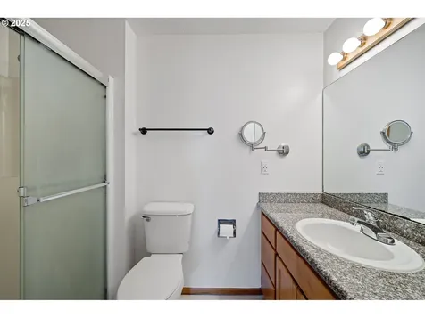 662 S 44th Street Springfield OR 97478