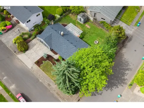 3821 NE 133rd Avenue Portland OR 97230