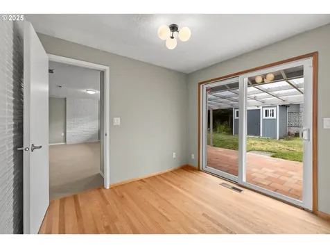 3821 NE 133rd Avenue Portland OR 97230