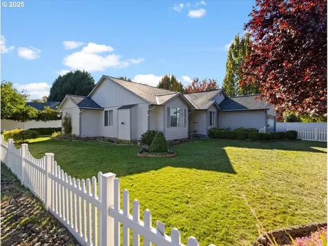 5613 NE 99th Street Vancouver WA 98665