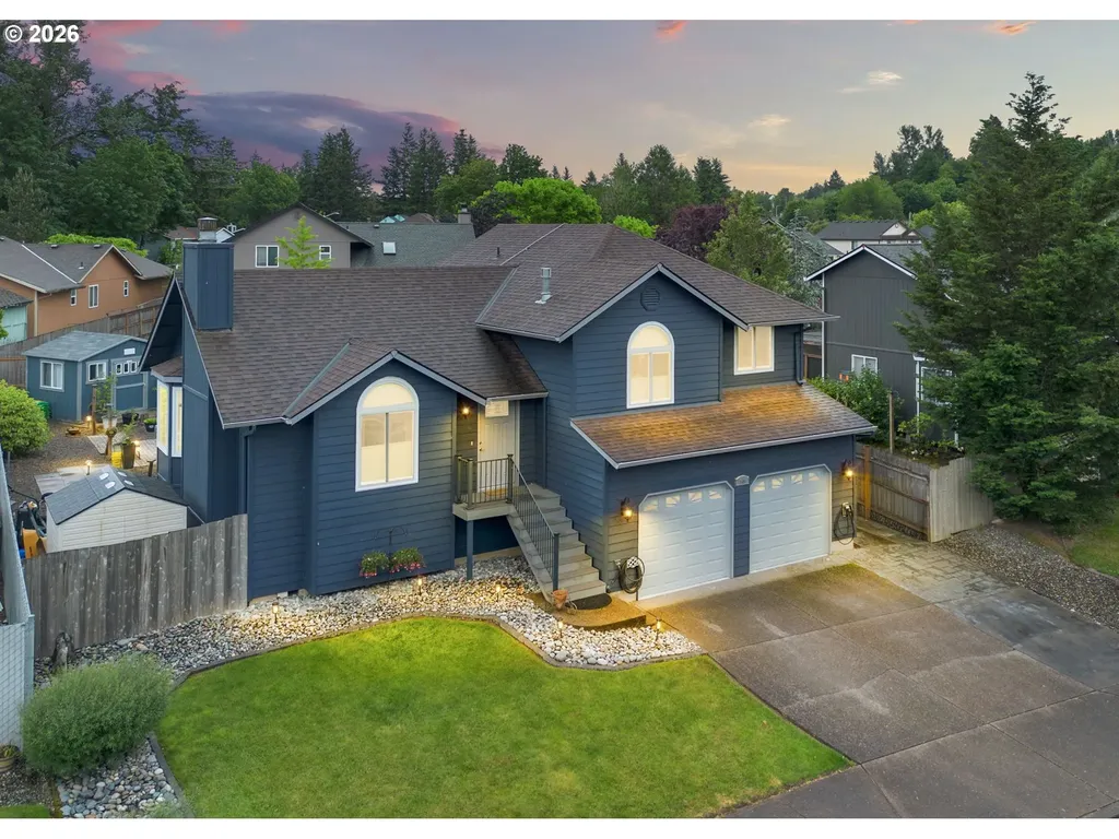 748 SE 10th Street Troutdale OR 97060