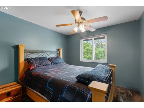 748 SE 10th Street Troutdale OR 97060
