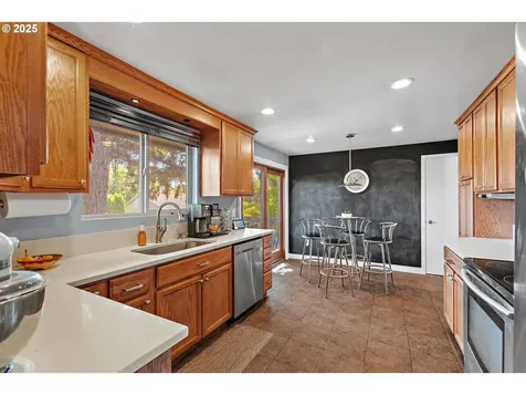 2218 NE Morlan Avenue Gresham OR 97030