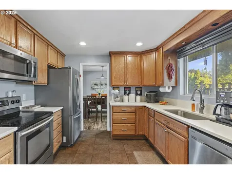 2218 NE Morlan Avenue Gresham OR 97030