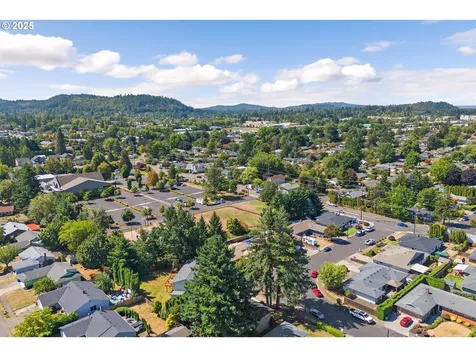 2218 NE Morlan Avenue Gresham OR 97030