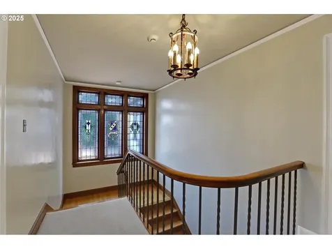 1034 SW Douglas Place Portland OR 97205