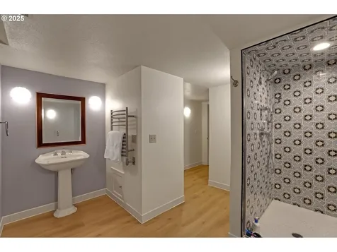 1034 SW Douglas Place Portland OR 97205