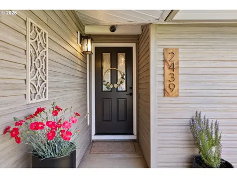 2439 SE Willow Drive Hillsboro OR 97123