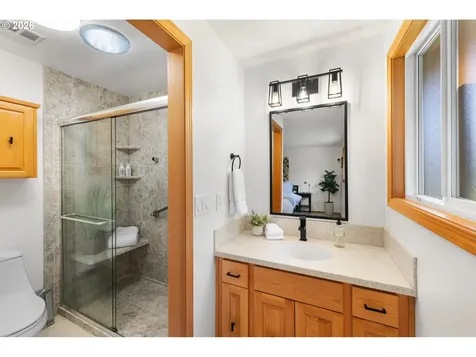 2439 SE Willow Drive Hillsboro OR 97123