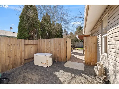 2439 SE Willow Drive Hillsboro OR 97123