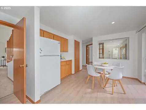 5249 NW 173rd Place Portland OR 97229