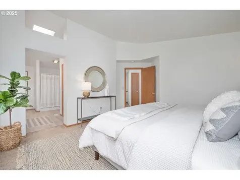 5249 NW 173rd Place Portland OR 97229