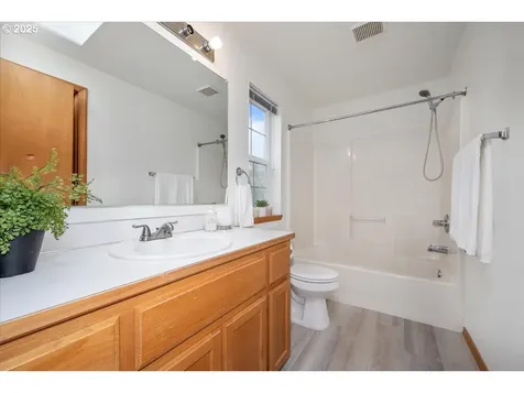 5249 NW 173rd Place Portland OR 97229