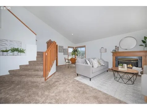 5249 NW 173rd Place Portland OR 97229