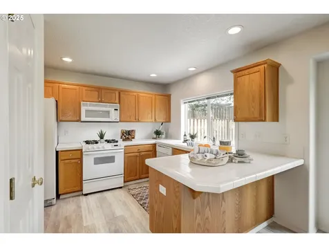 41653 NW Oak Way Banks OR 97106