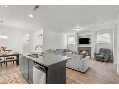 260 NW Liberty Lane Estacada OR 97023
