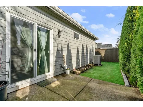 260 NW Liberty Lane Estacada OR 97023