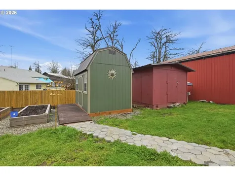 83840 Brown Road Dexter OR 97431