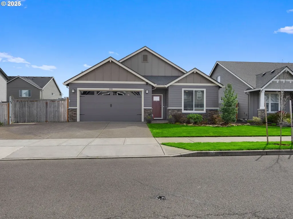 2285 SE 11th Avenue Canby OR 97013