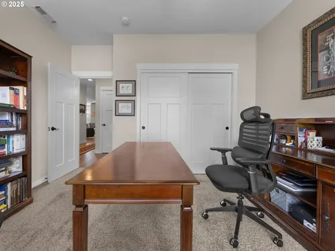 2285 SE 11th Avenue Canby OR 97013