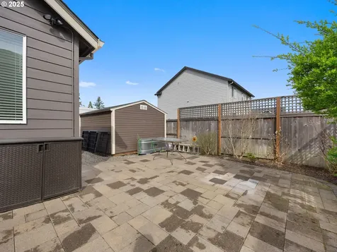 2285 SE 11th Avenue Canby OR 97013