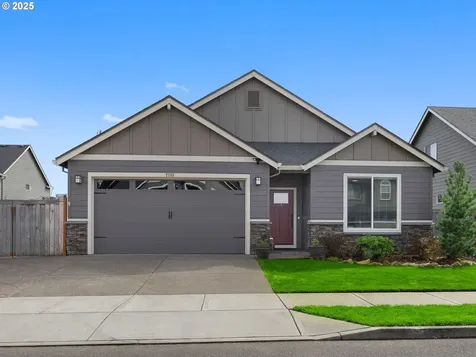 2285 SE 11th Avenue Canby OR 97013