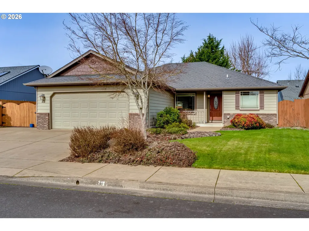 28 Sandalwood Loop Creswell OR 97426