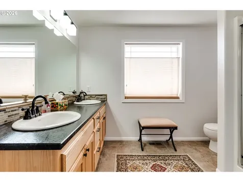 28 Sandalwood Loop Creswell OR 97426