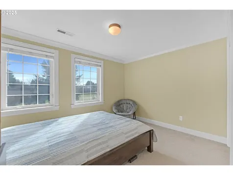 2724 NE 126th Avenue Vancouver WA 98684