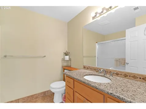 2724 NE 126th Avenue Vancouver WA 98684
