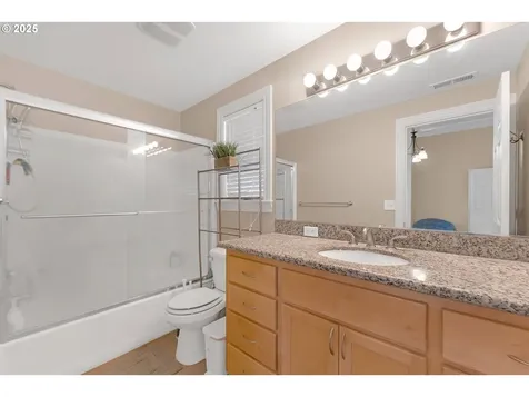 2724 NE 126th Avenue Vancouver WA 98684