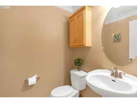 2724 NE 126th Avenue Vancouver WA 98684