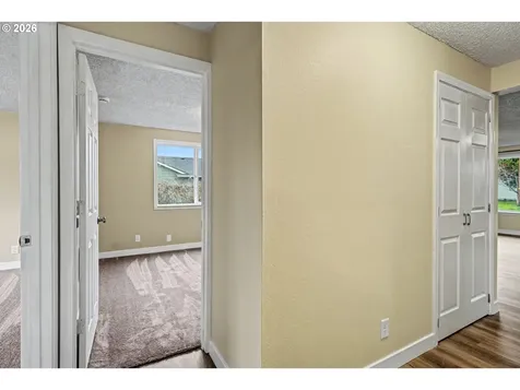 1123 E Street Independence OR 97351