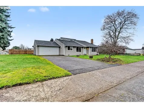 1123 E Street Independence OR 97351