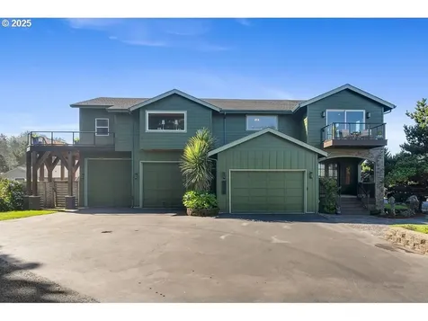 424 SW Cliff Street Depoe Bay OR 97341